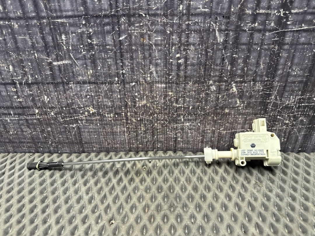 Замок лючка бензобака, 1420 рублей, Красноярск