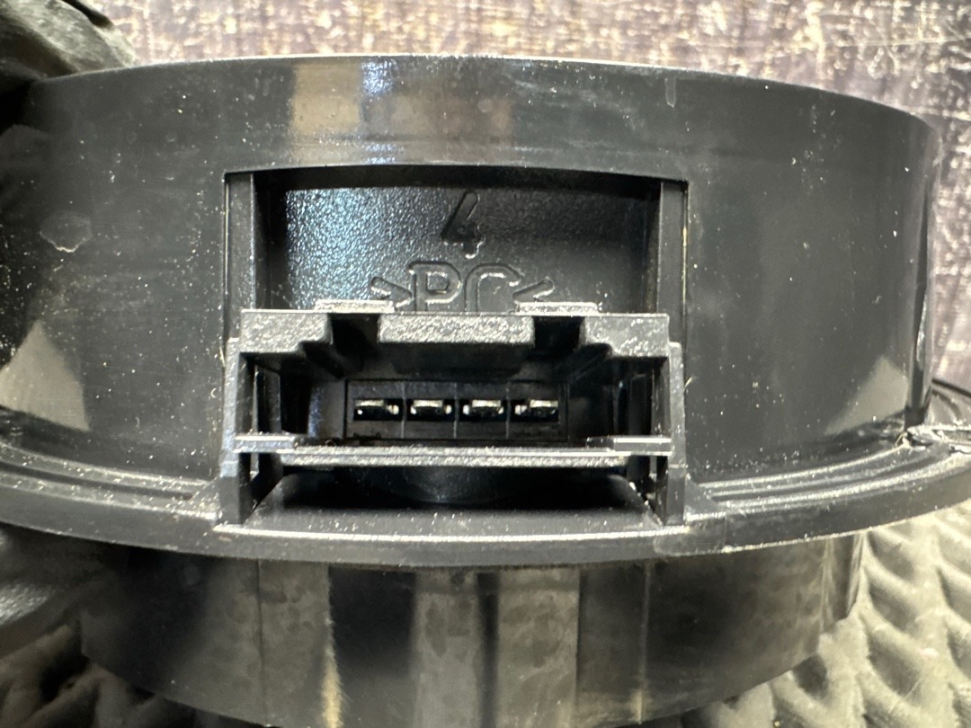 Динамик, 2030 рублей, Красноярск