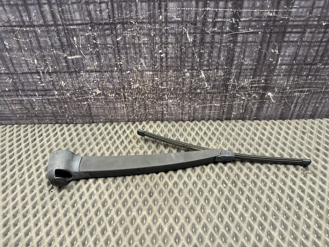 Дворник, 1720 рублей, Красноярск