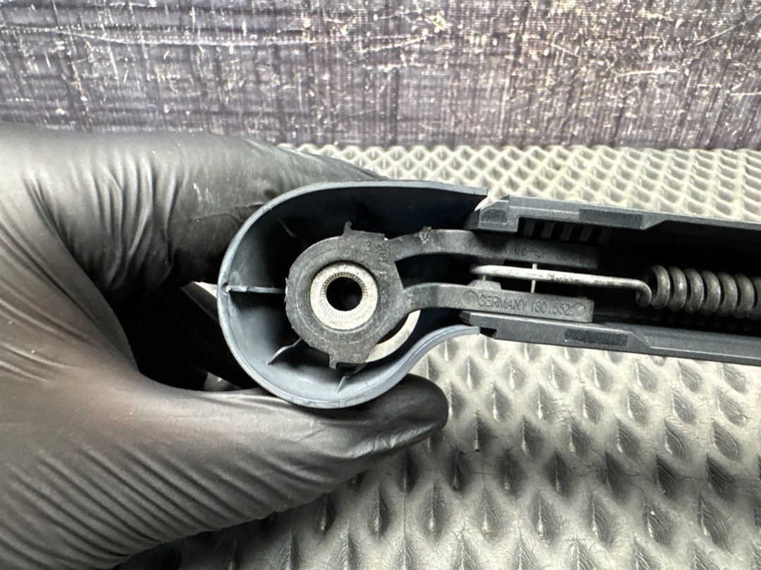 Дворник, 1720 рублей, Красноярск