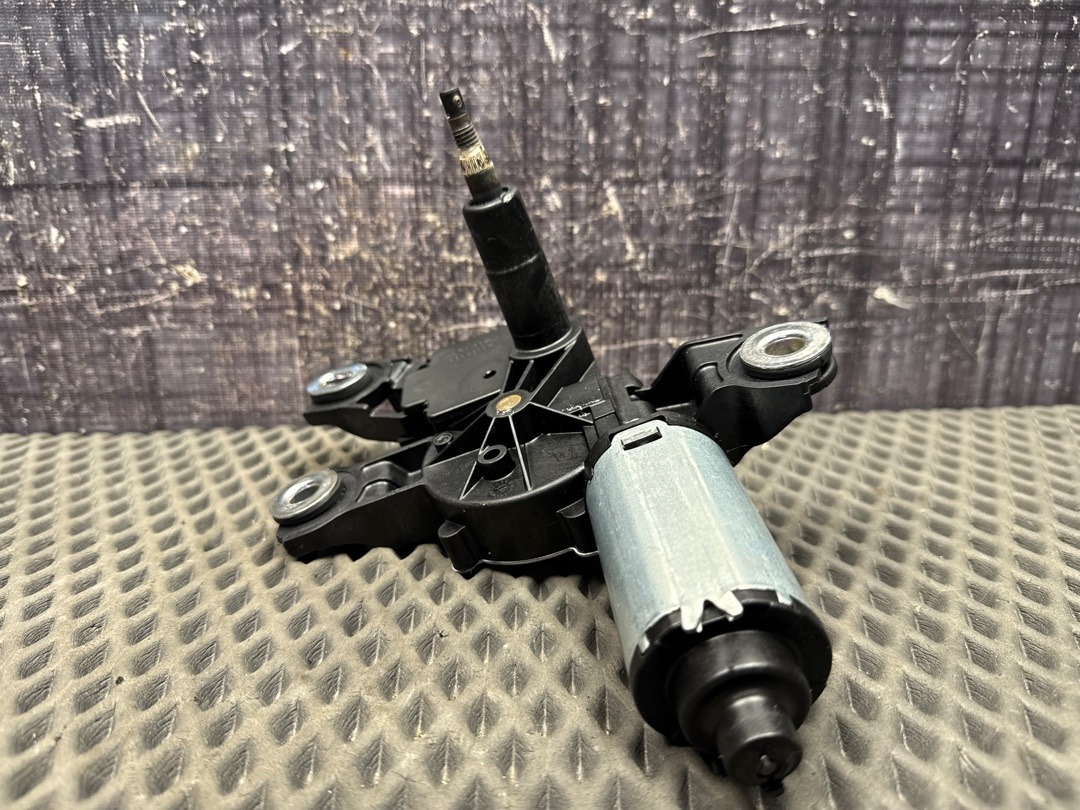 Мотор стеклоочистителя, 2860 рублей, Красноярск