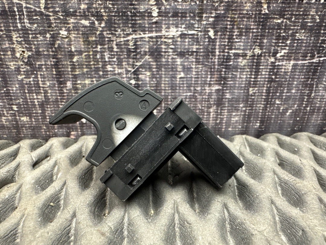 Кнопка стеклоподъемника, 730 рублей, Красноярск