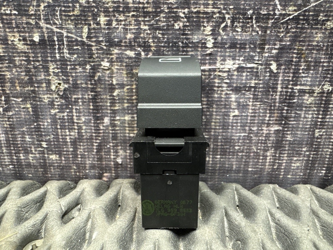 Кнопка стеклоподъемника, 730 рублей, Красноярск