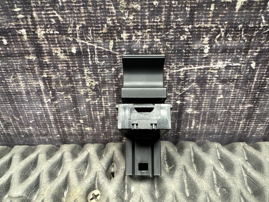 Кнопка стеклоподъемника, 730 рублей, Красноярск