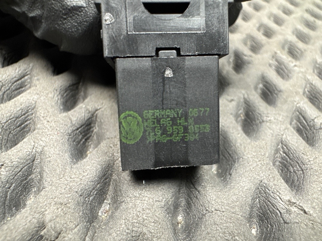 Кнопка стеклоподъемника, 730 рублей, Красноярск