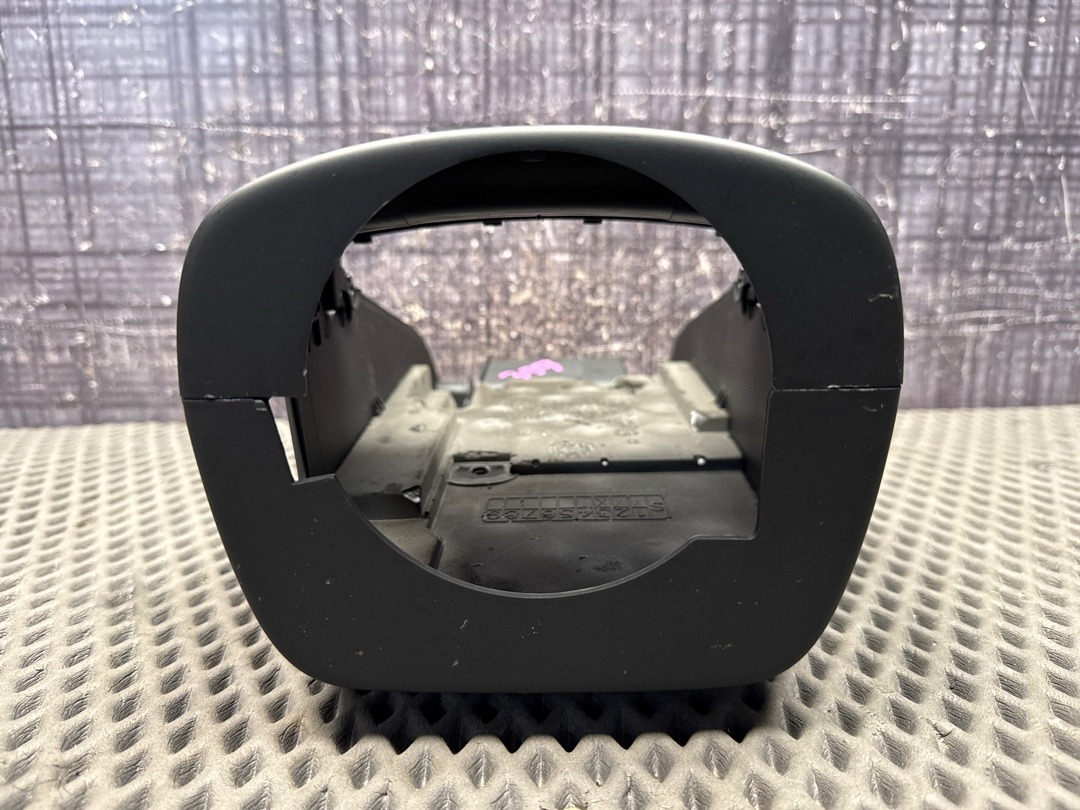 Кожух рулевой колонки, 1420 рублей, Красноярск