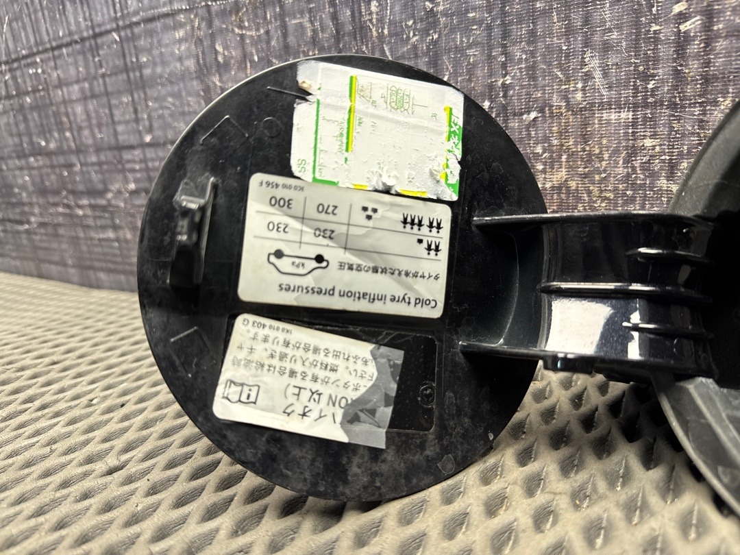 Лючок бензобака, 2060 рублей, Красноярск