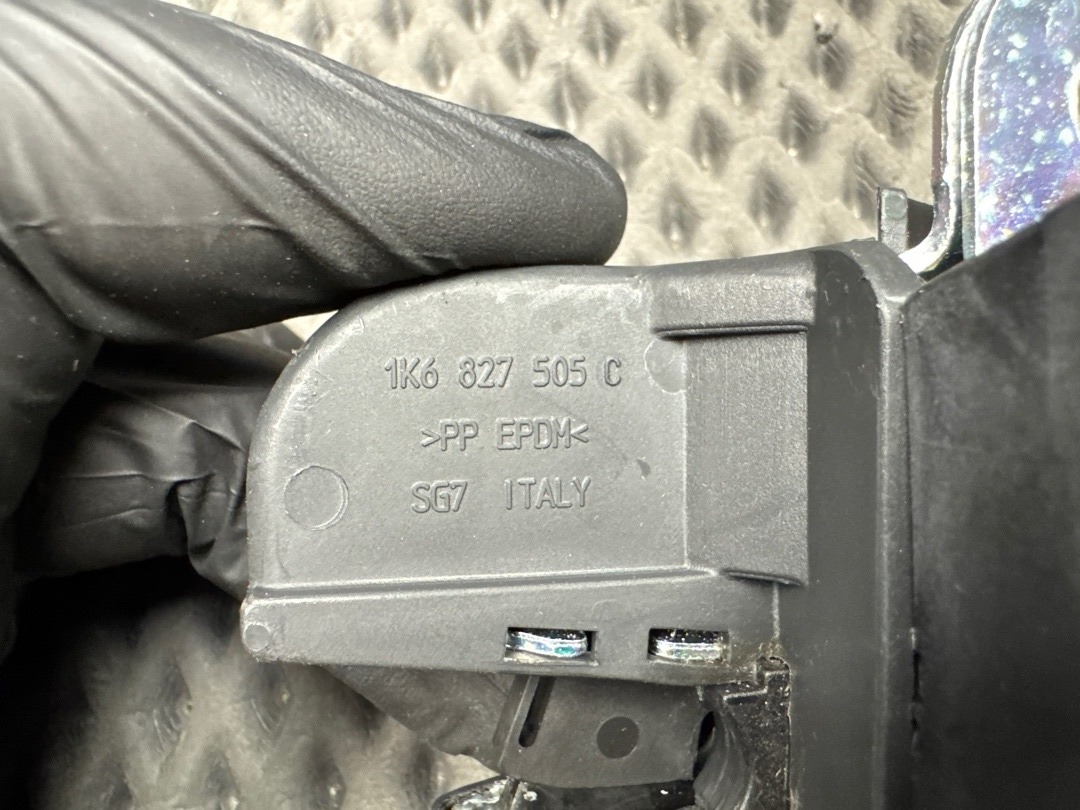 Замок багажника, 3220 рублей, Красноярск