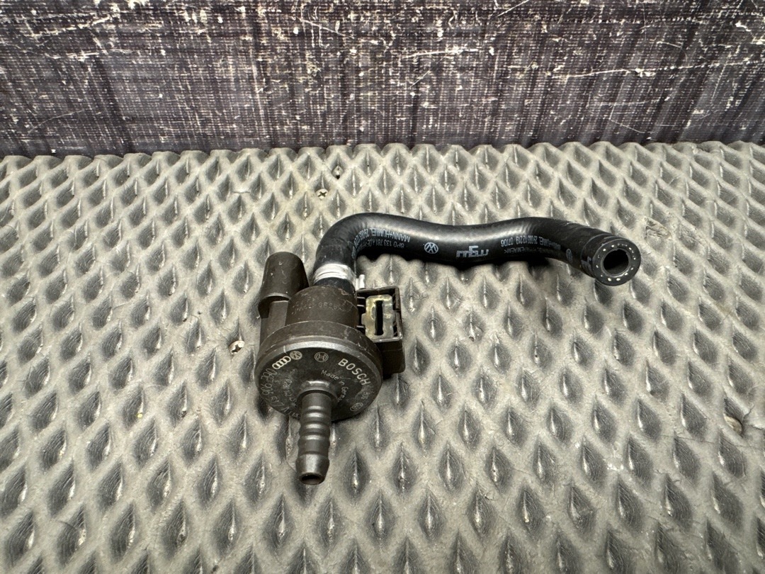 Клапан вентиляции топливного бака, 1520 рублей, Красноярск