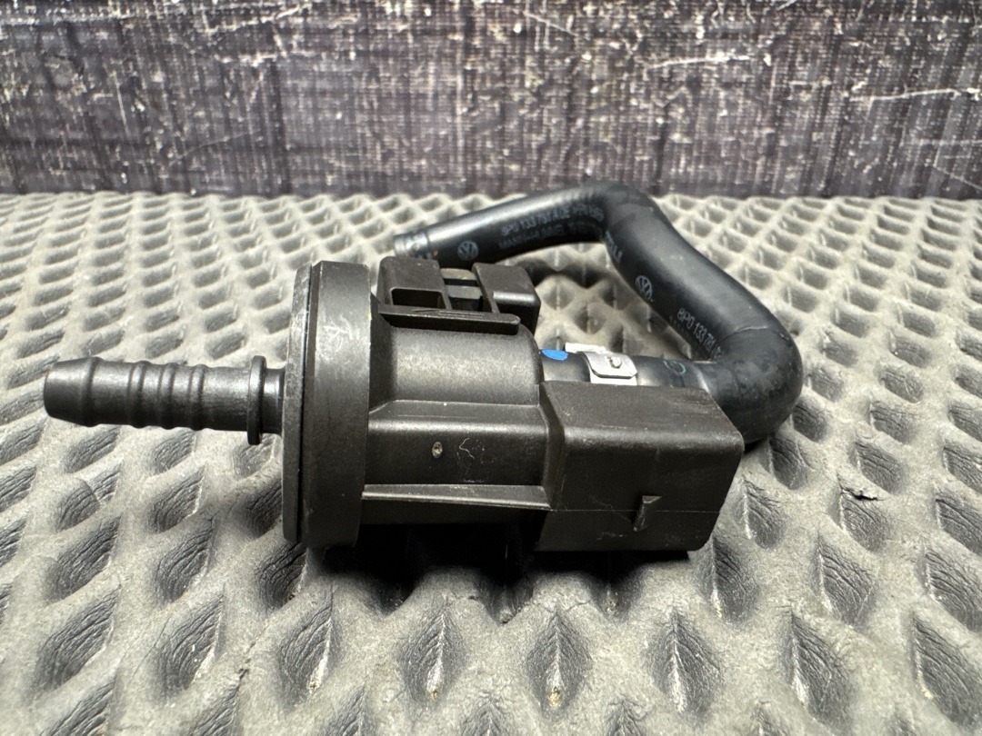 Клапан вентиляции топливного бака, 1520 рублей, Красноярск