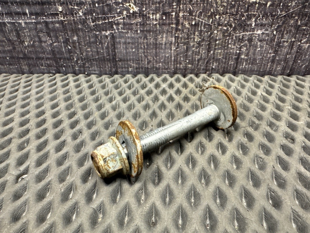 Болт развальный, 710 рублей, Красноярск