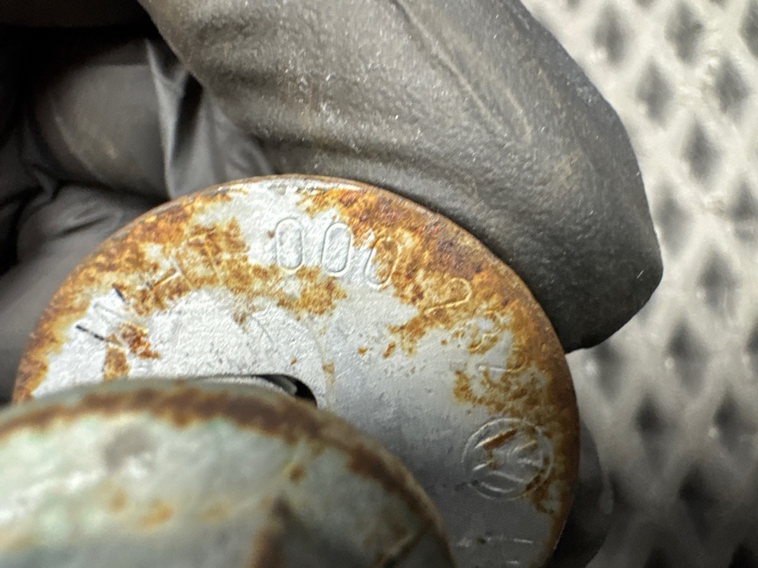 Болт развальный, 710 рублей, Красноярск