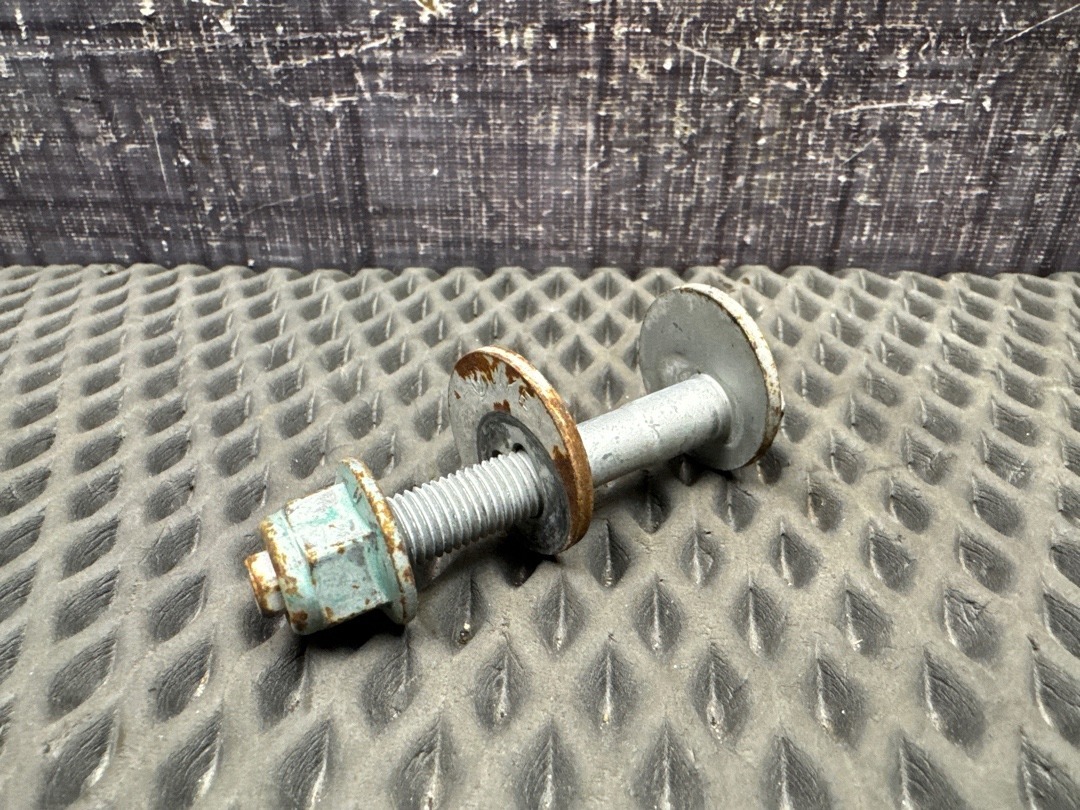 Болт развальный, 710 рублей, Красноярск