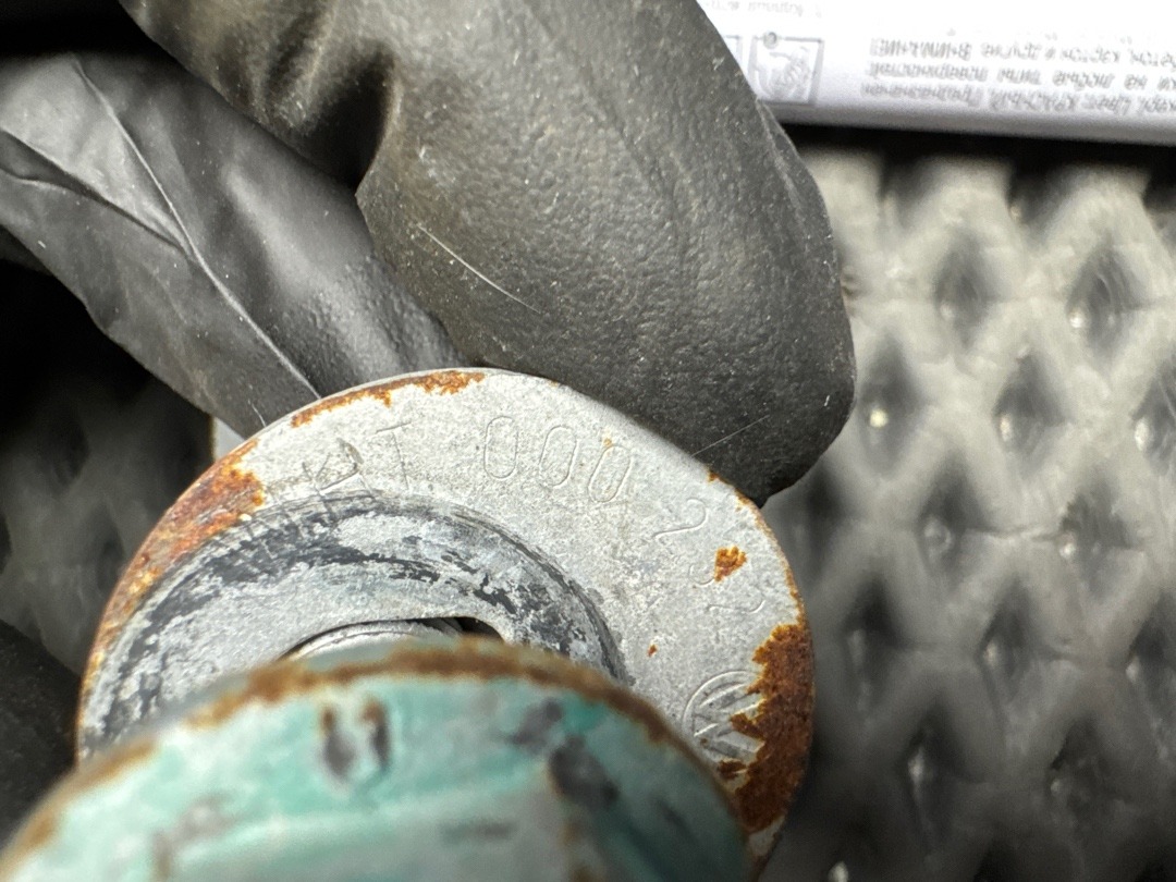 Болт развальный, 710 рублей, Красноярск