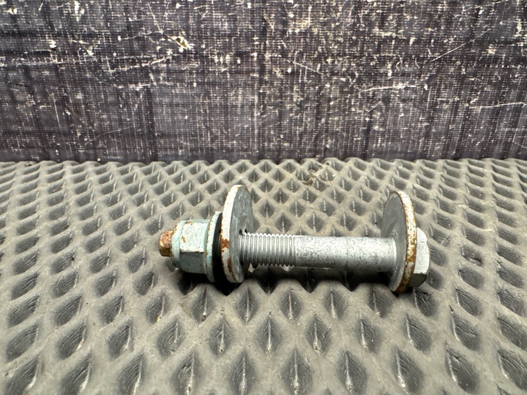 Болт развальный, 710 рублей, Красноярск