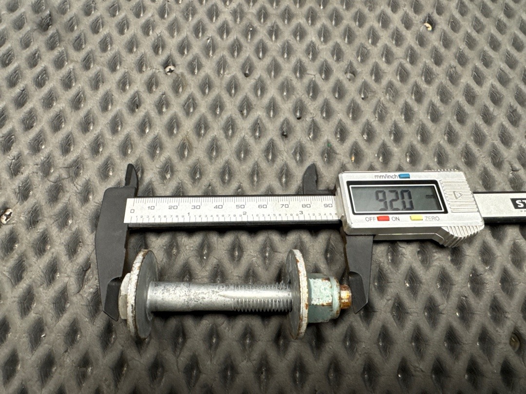 Болт развальный, 710 рублей, Красноярск