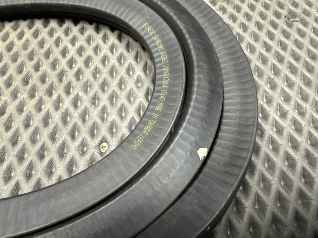 Уплотнитель крышки багажника, 1360 рублей, Красноярск