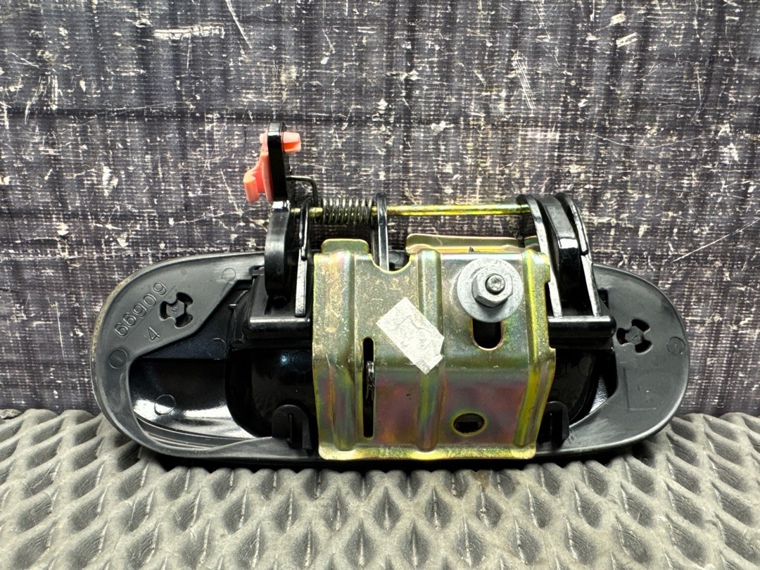 Ручка двери внешняя, 1440 рублей, Красноярск