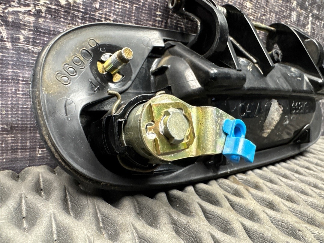 Ручка двери внешняя, 1440 рублей, Красноярск