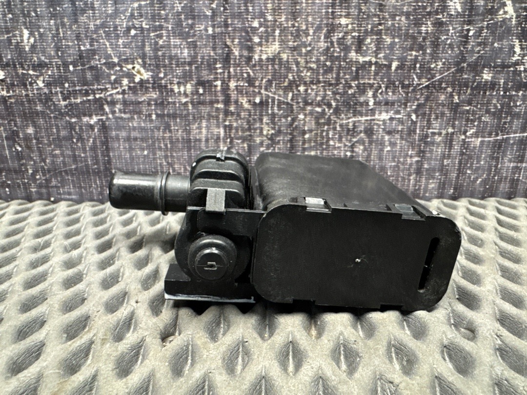 Клапан вентиляции топливного бака, 3610 рублей, Красноярск