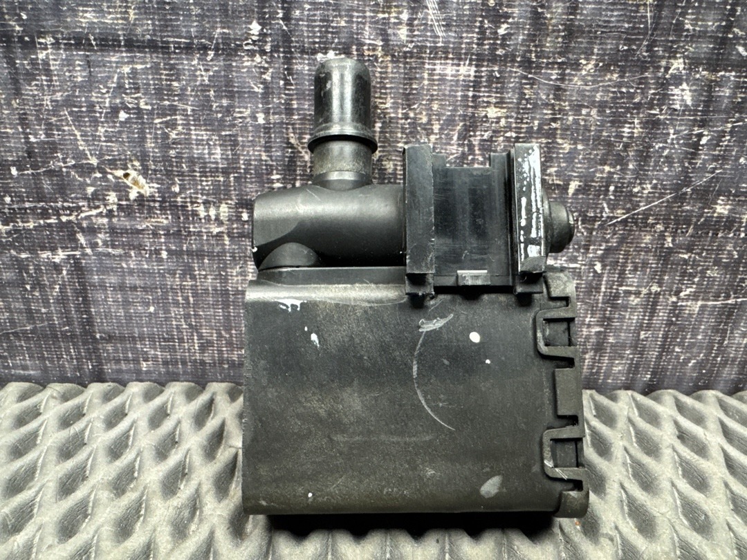 Клапан вентиляции топливного бака, 3610 рублей, Красноярск