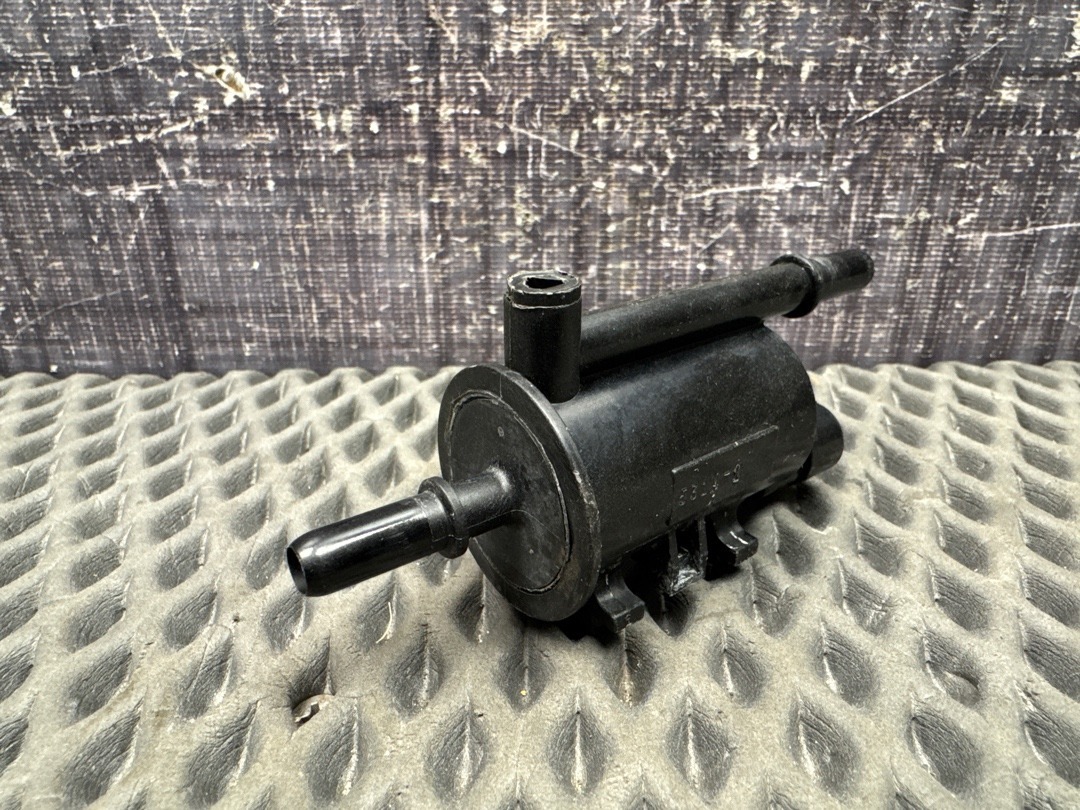 Клапан вентиляции топливного бака, 3880 рублей, Красноярск