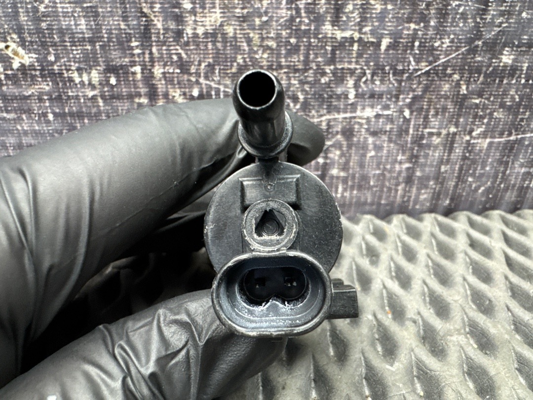 Клапан вентиляции топливного бака, 3880 рублей, Красноярск