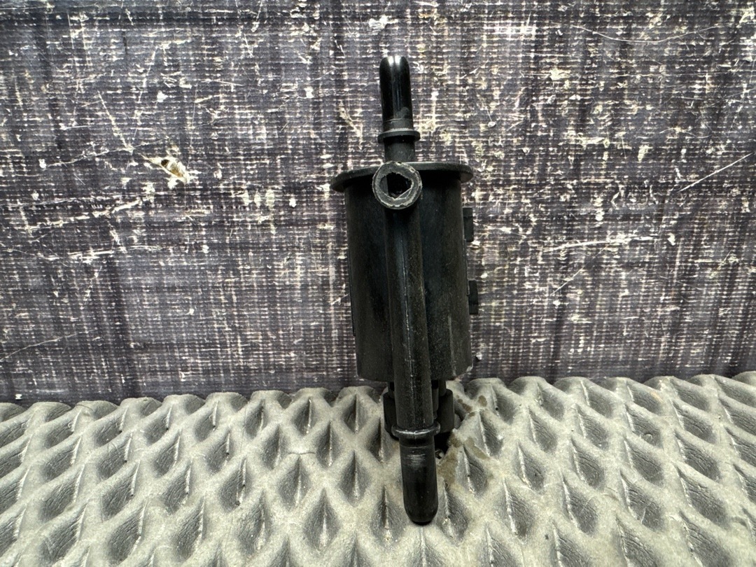 Клапан вентиляции топливного бака, 3880 рублей, Красноярск