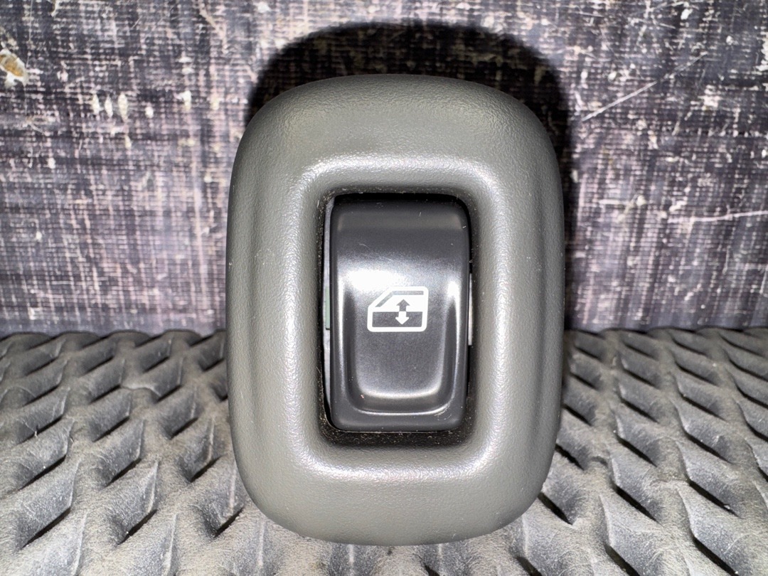 Кнопка стеклоподъемника, 550 рублей, Красноярск