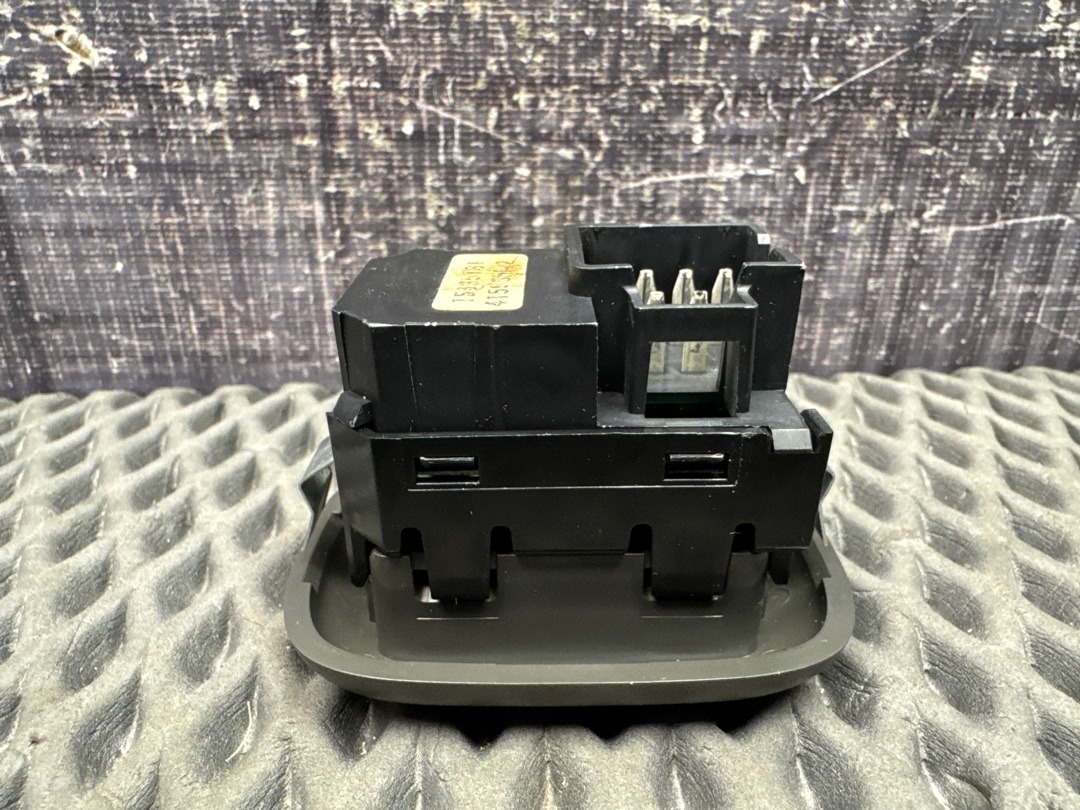 Кнопка стеклоподъемника, 550 рублей, Красноярск