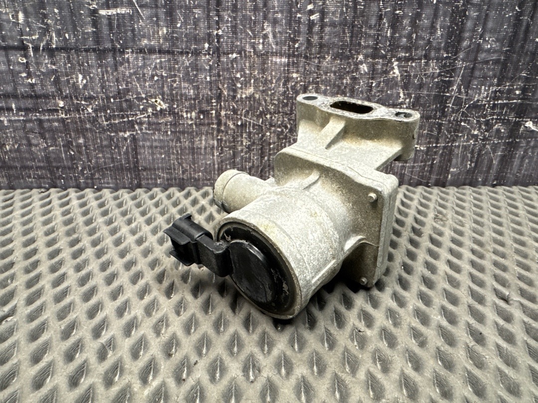 Клапан рециркуляции выхлопных газов, 12620 рублей, Красноярск