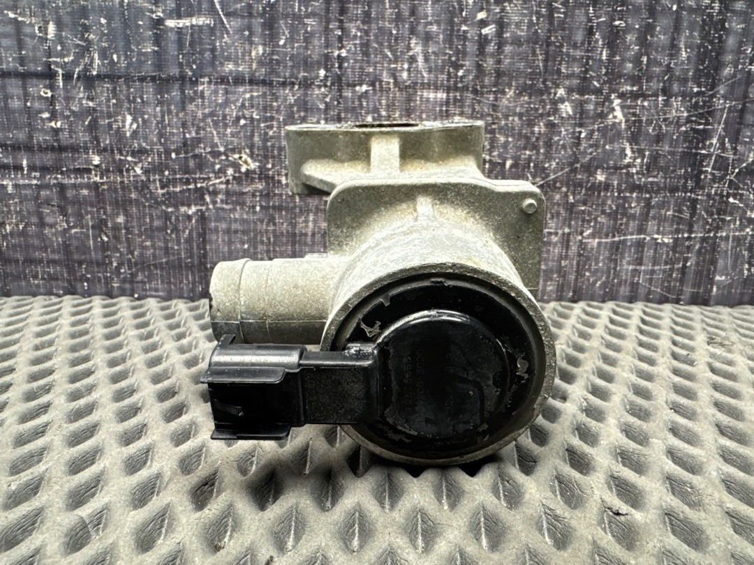 Клапан рециркуляции выхлопных газов, 12620 рублей, Красноярск