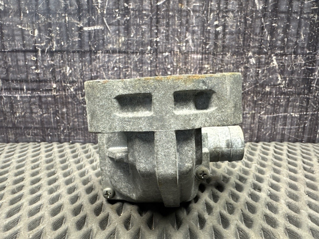 Клапан рециркуляции выхлопных газов, 12620 рублей, Красноярск