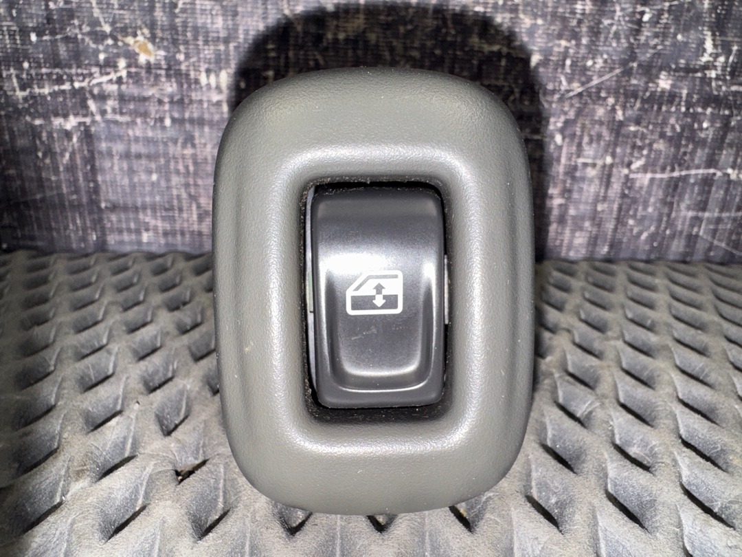 Кнопка стеклоподъемника, 550 рублей, Красноярск