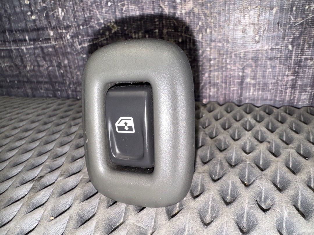 Кнопка стеклоподъемника, 550 рублей, Красноярск