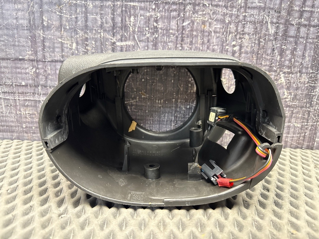 Кожух рулевой колонки, 1360 рублей, Красноярск