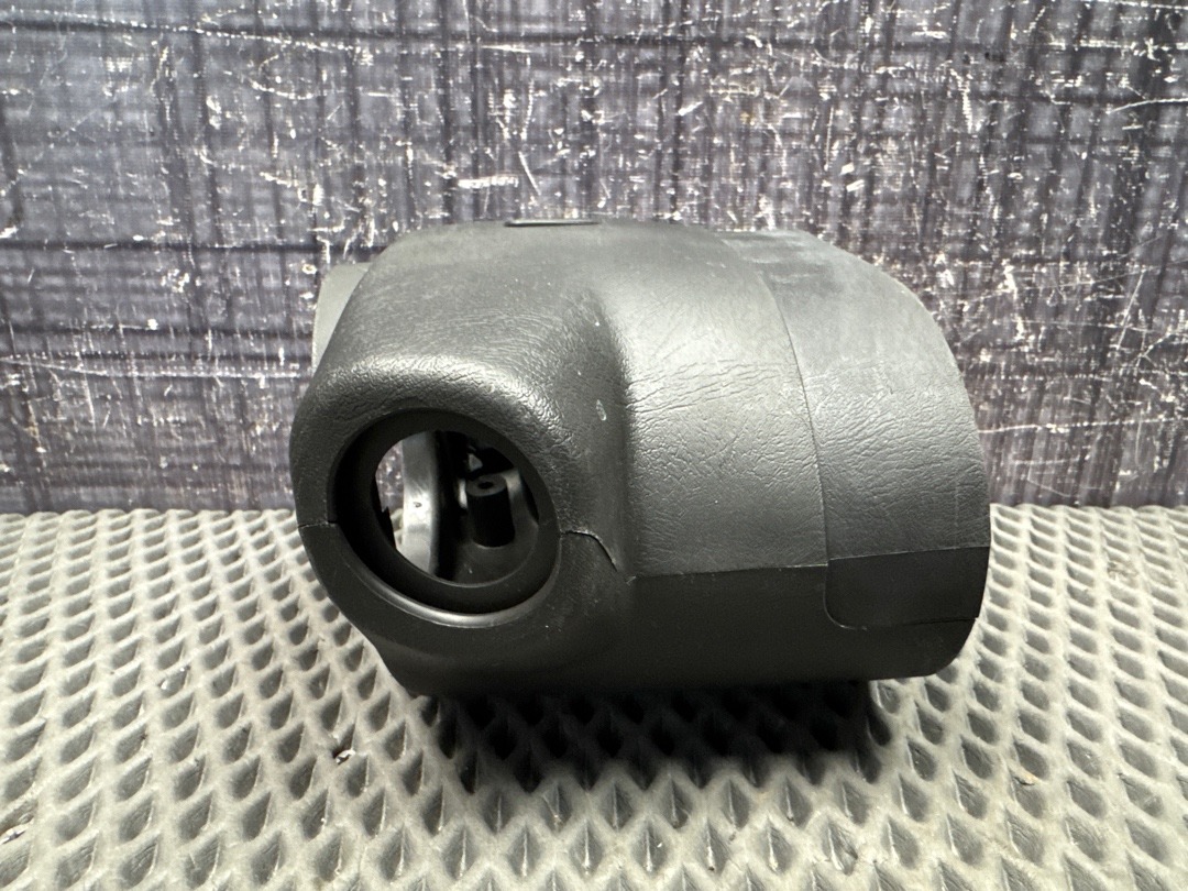 Кожух рулевой колонки, 1360 рублей, Красноярск