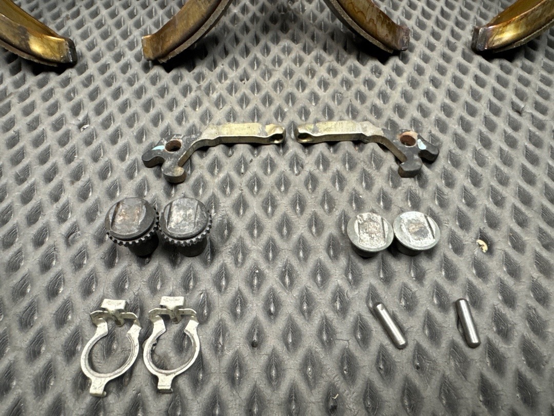 Комплект колодок ручного тормоза, 6760 рублей, Красноярск