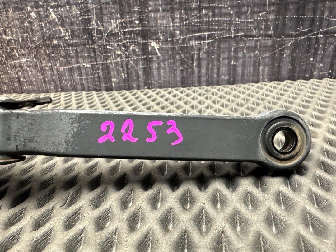 Дворник, 1330 рублей, Красноярск