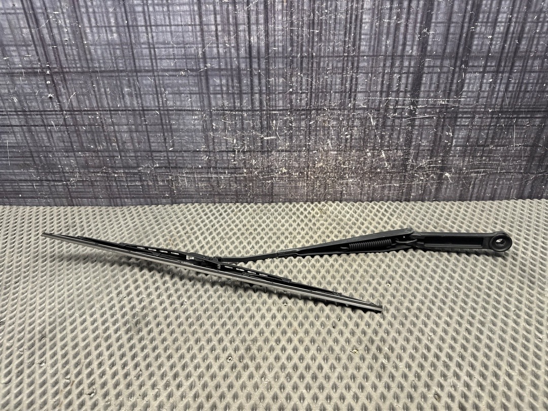 Дворник, 1330 рублей, Красноярск