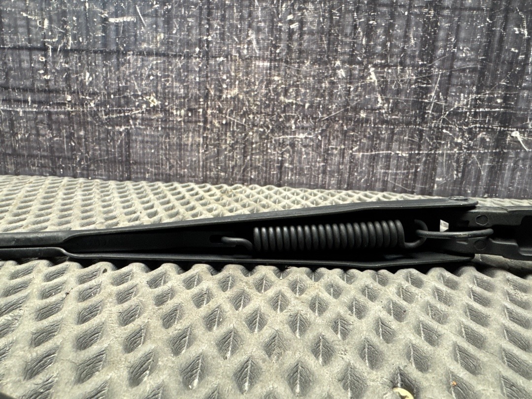 Дворник, 1330 рублей, Красноярск