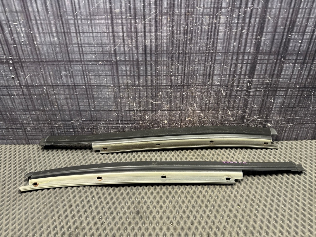 Молдинг лобового стекла, 1320 рублей, Красноярск