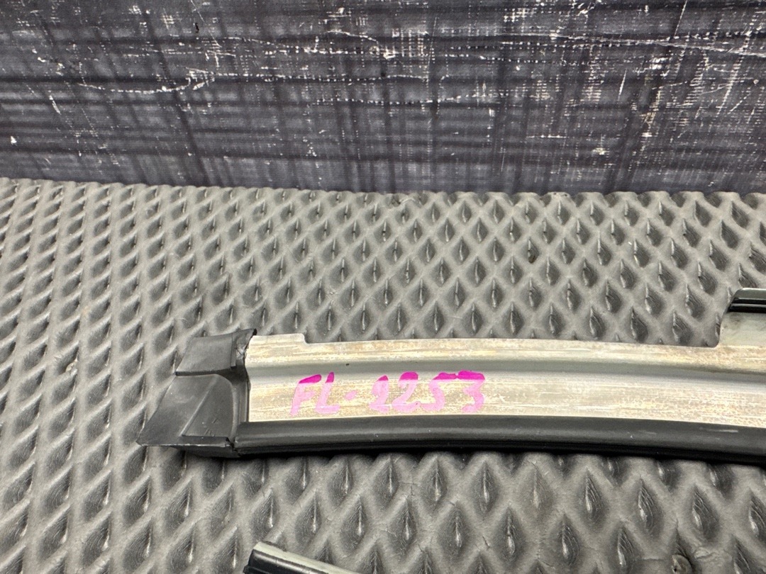 Молдинг лобового стекла, 1320 рублей, Красноярск