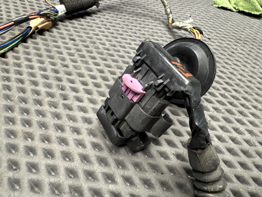 Проводка двери, 2930 рублей, Красноярск