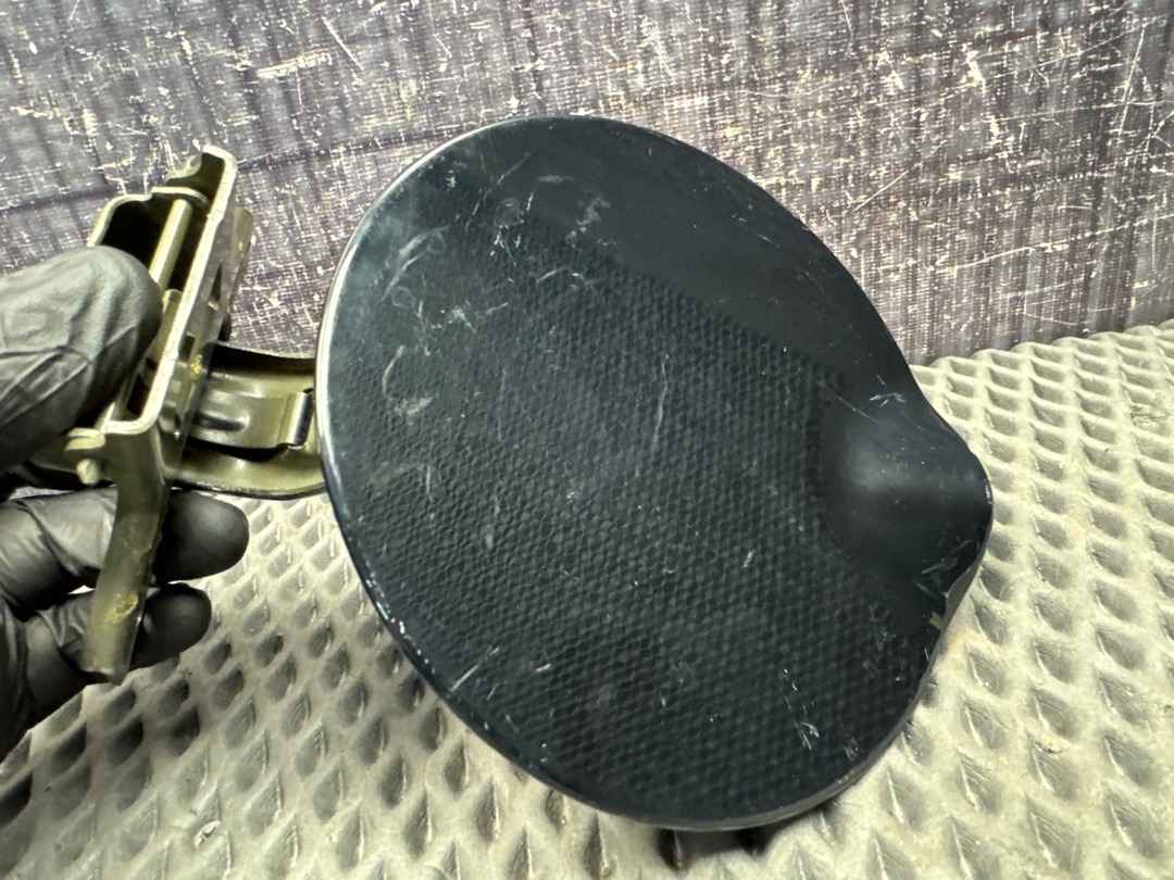 Лючок бензобака, 1960 рублей, Красноярск