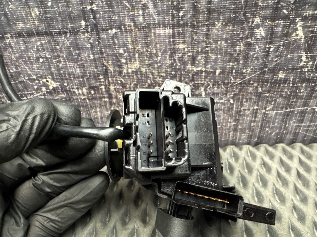 Подрулевой переключатель, 5210 рублей, Красноярск