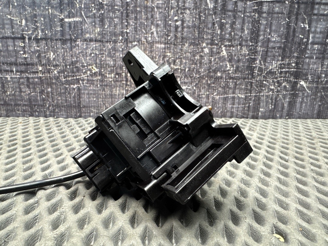 Подрулевой переключатель, 5210 рублей, Красноярск