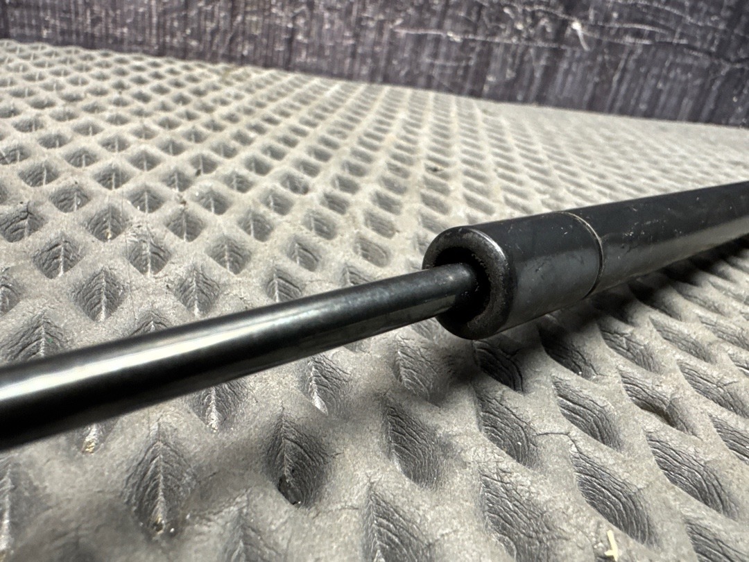 Амортизатор багажника, 2110 рублей, Красноярск