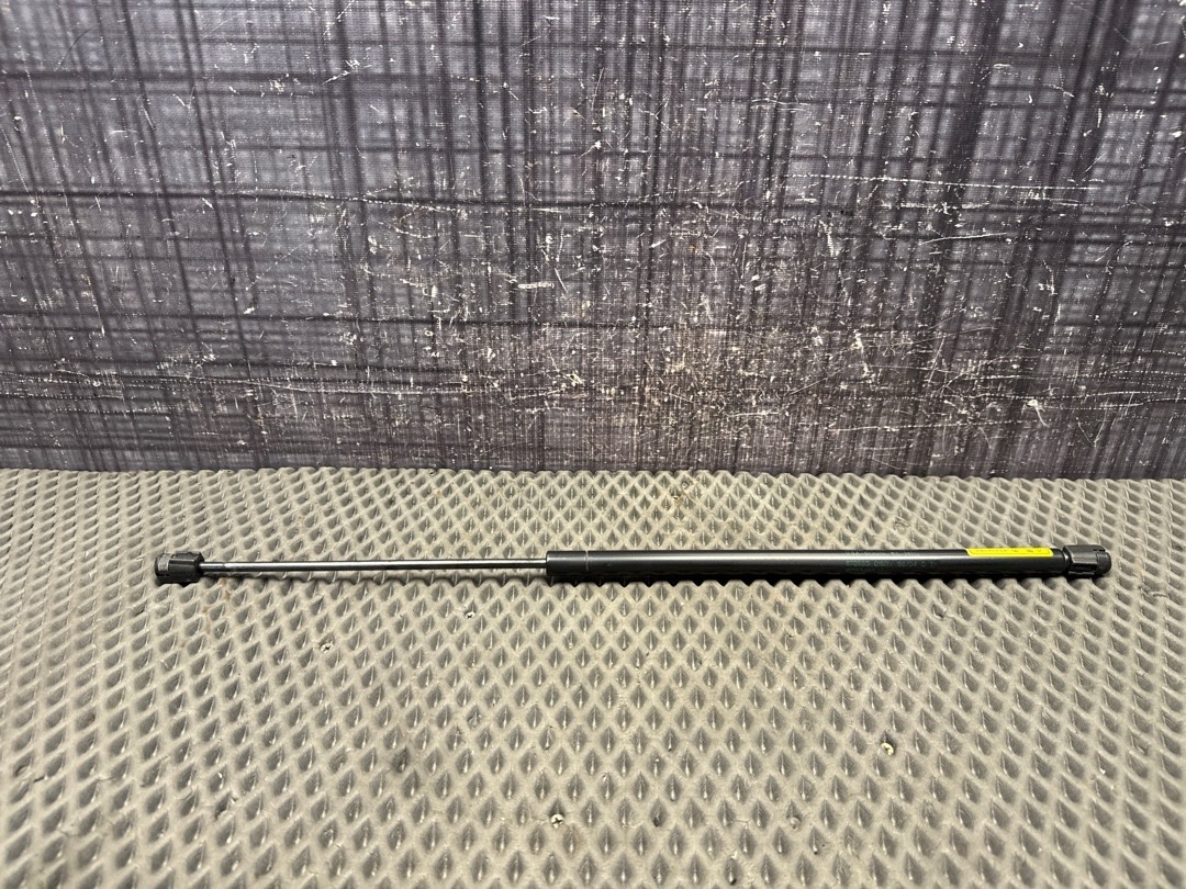 Амортизатор багажника, 2110 рублей, Красноярск