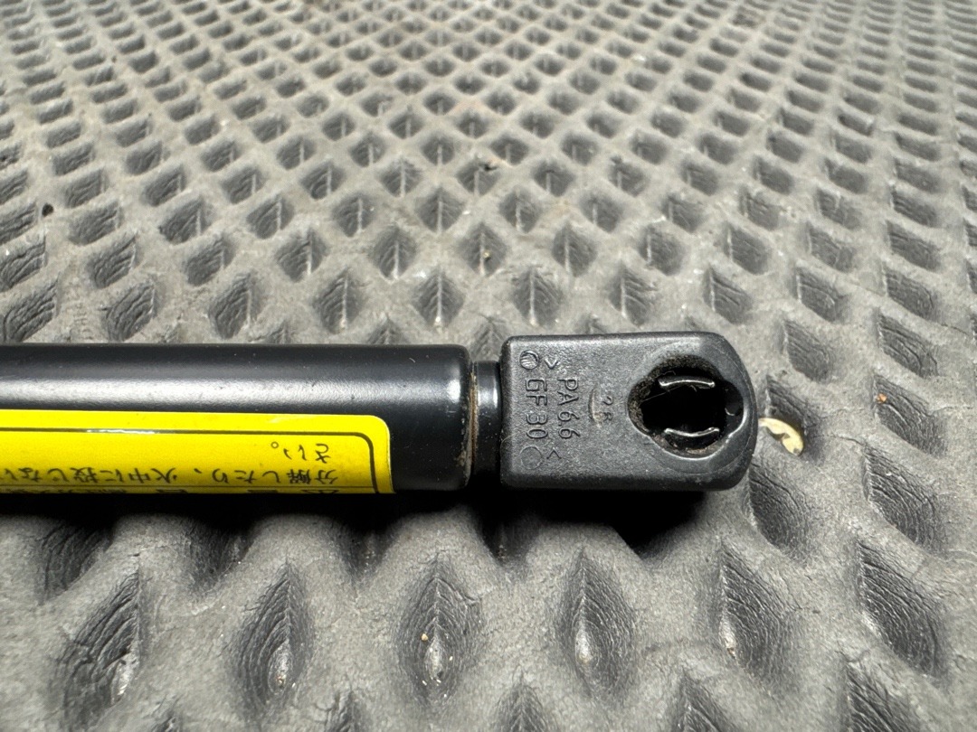 Амортизатор багажника, 2110 рублей, Красноярск